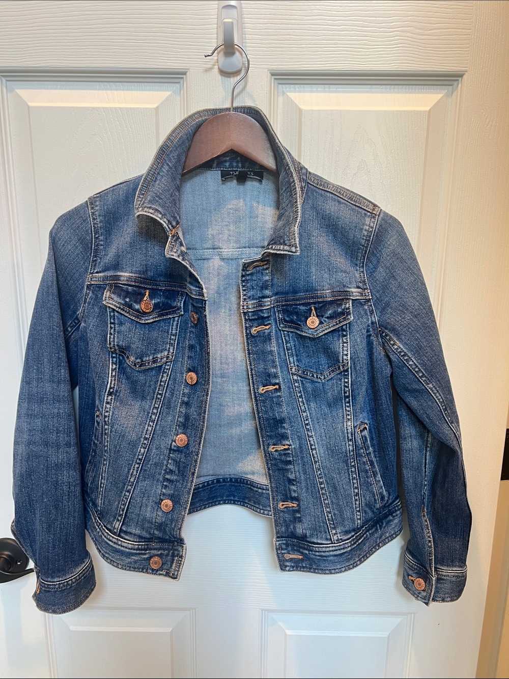 Talbots Cotton Classic Medium Wash Denim Jean Jacket w/Bronze buttons -Sz PS